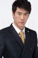 姜?jiǎng)倜? /><p>姜?jiǎng)倜?演員：崔哲浩</p></li><li><img src=
