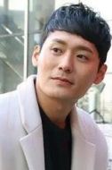 李宇哲