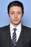 里見健一