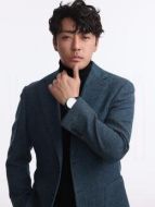 康延成（趙達飾演）
