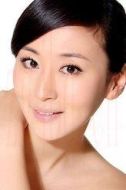 何盈秋