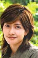 長倉萬理子