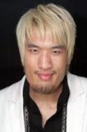 崔洪萬